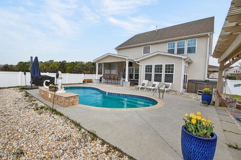 41 Gladwood Way Garner NC 27529