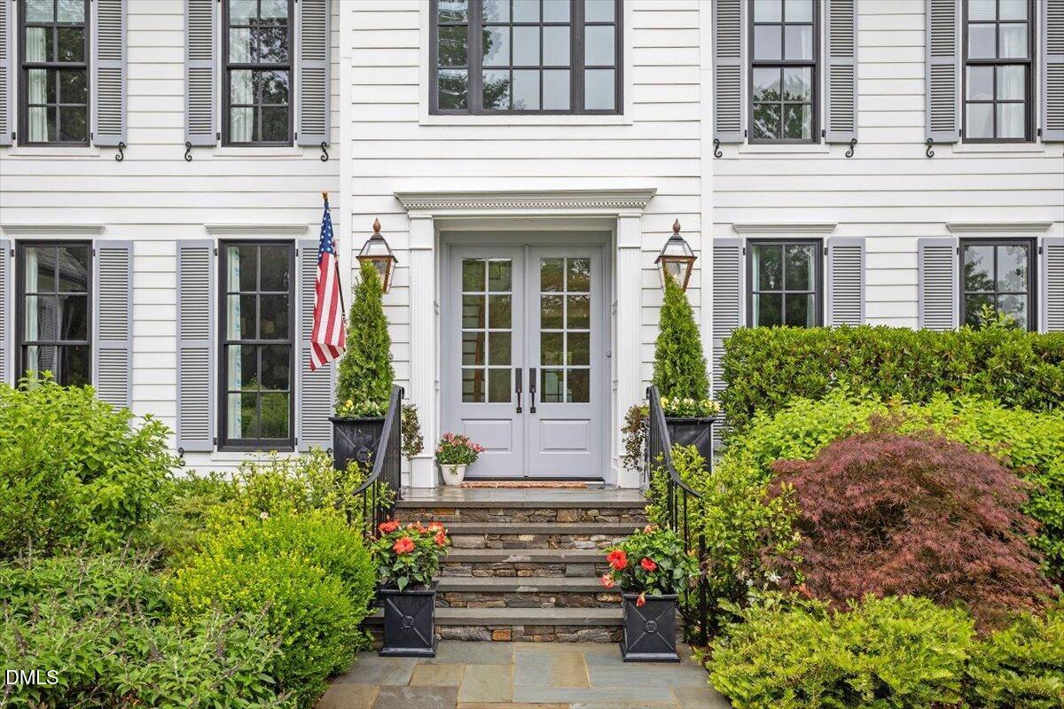 1054 Canterbury Lane