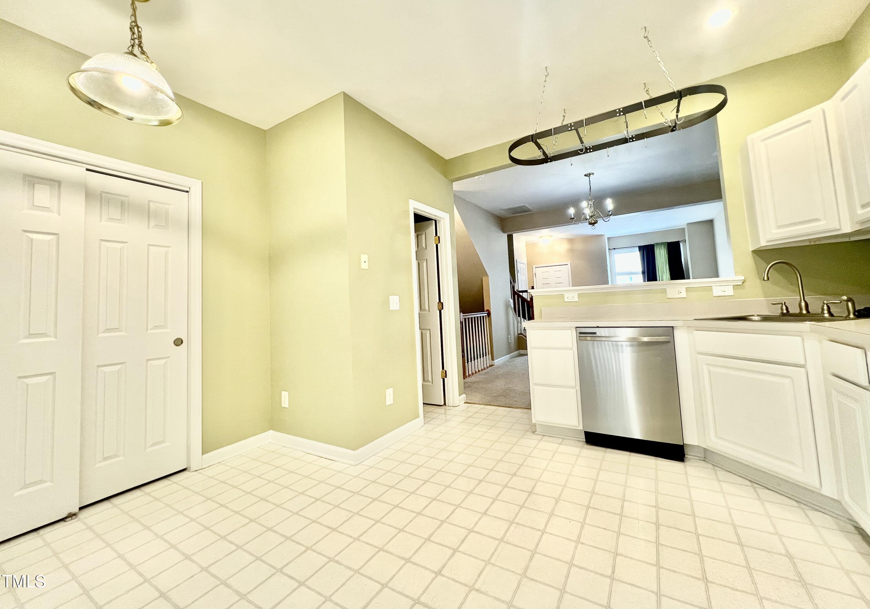 5419 Vista View Court