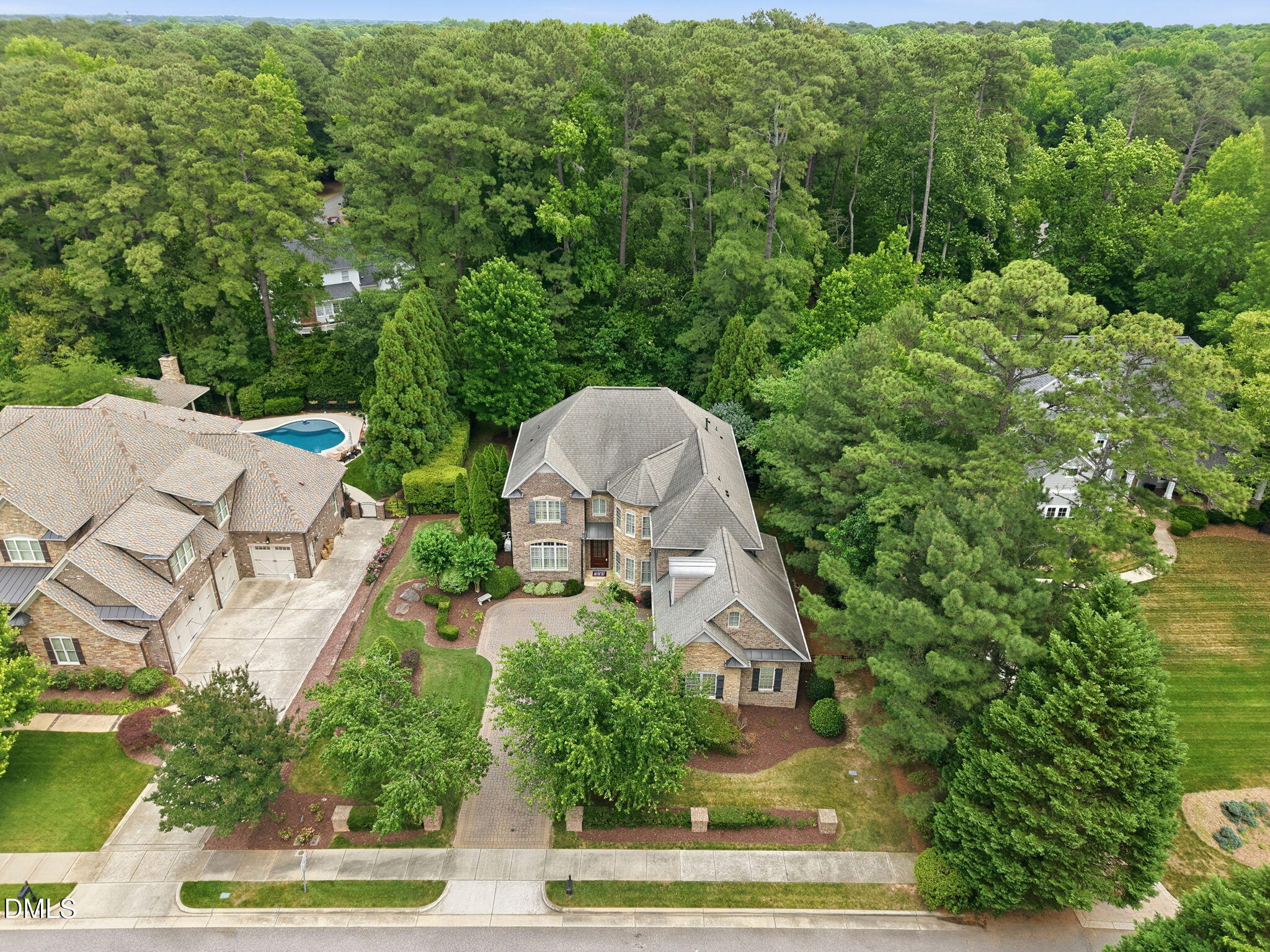2097 Van Gogh Lane