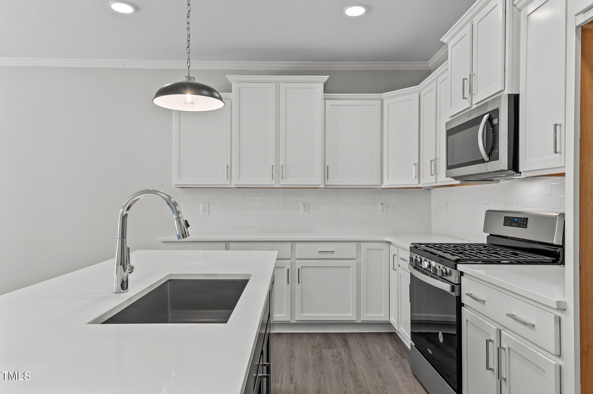 608 Marshskip Way 23