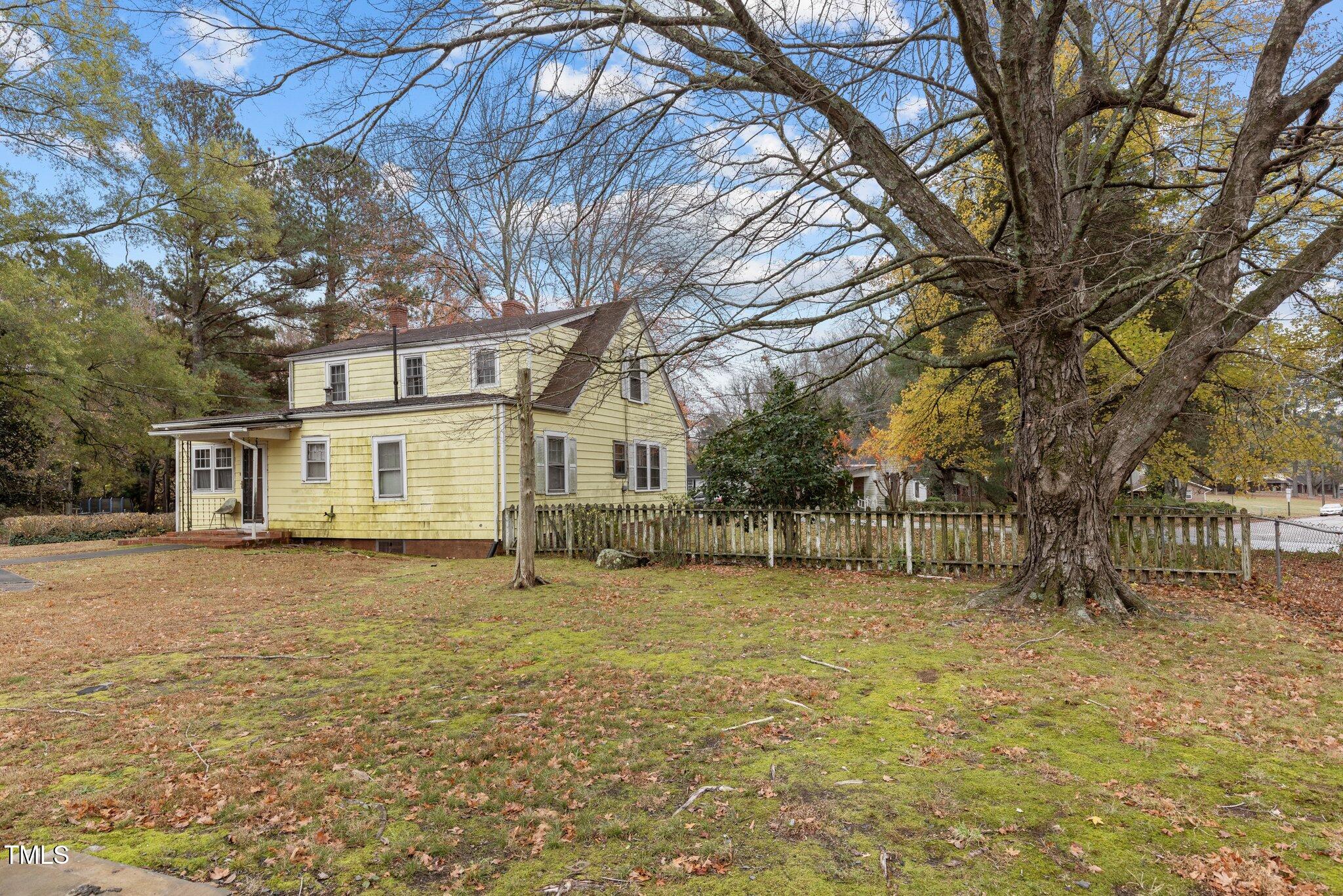 345 Henderson Street
