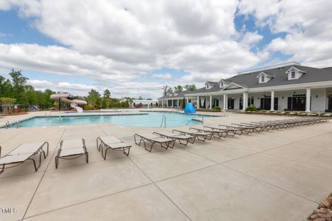 A home in Holly Springs