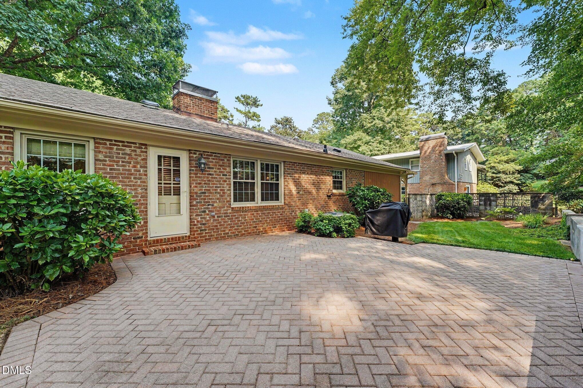 5405 Parkwood Drive