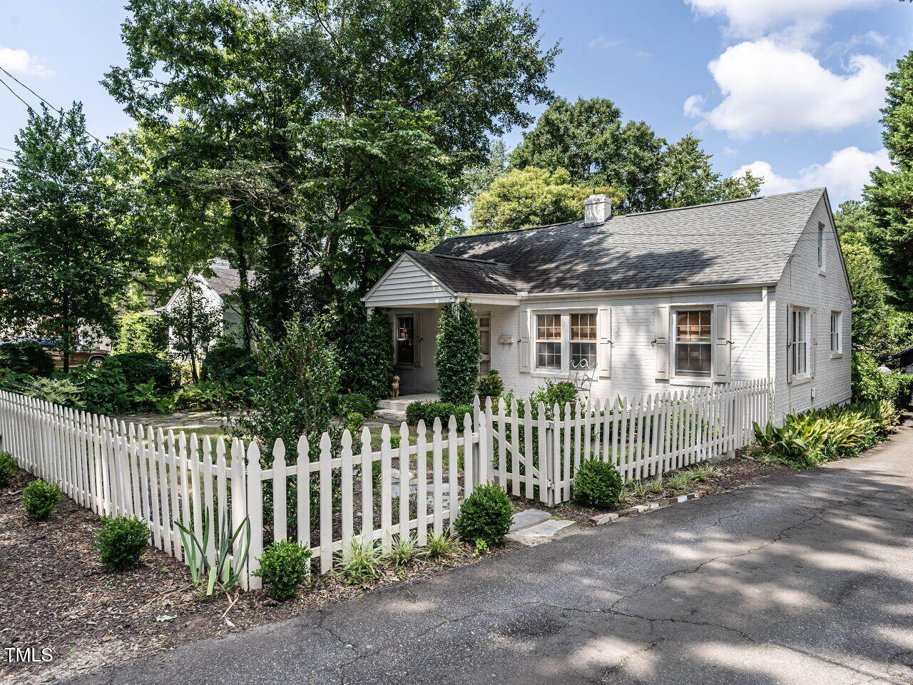 1813 Ridley Street
