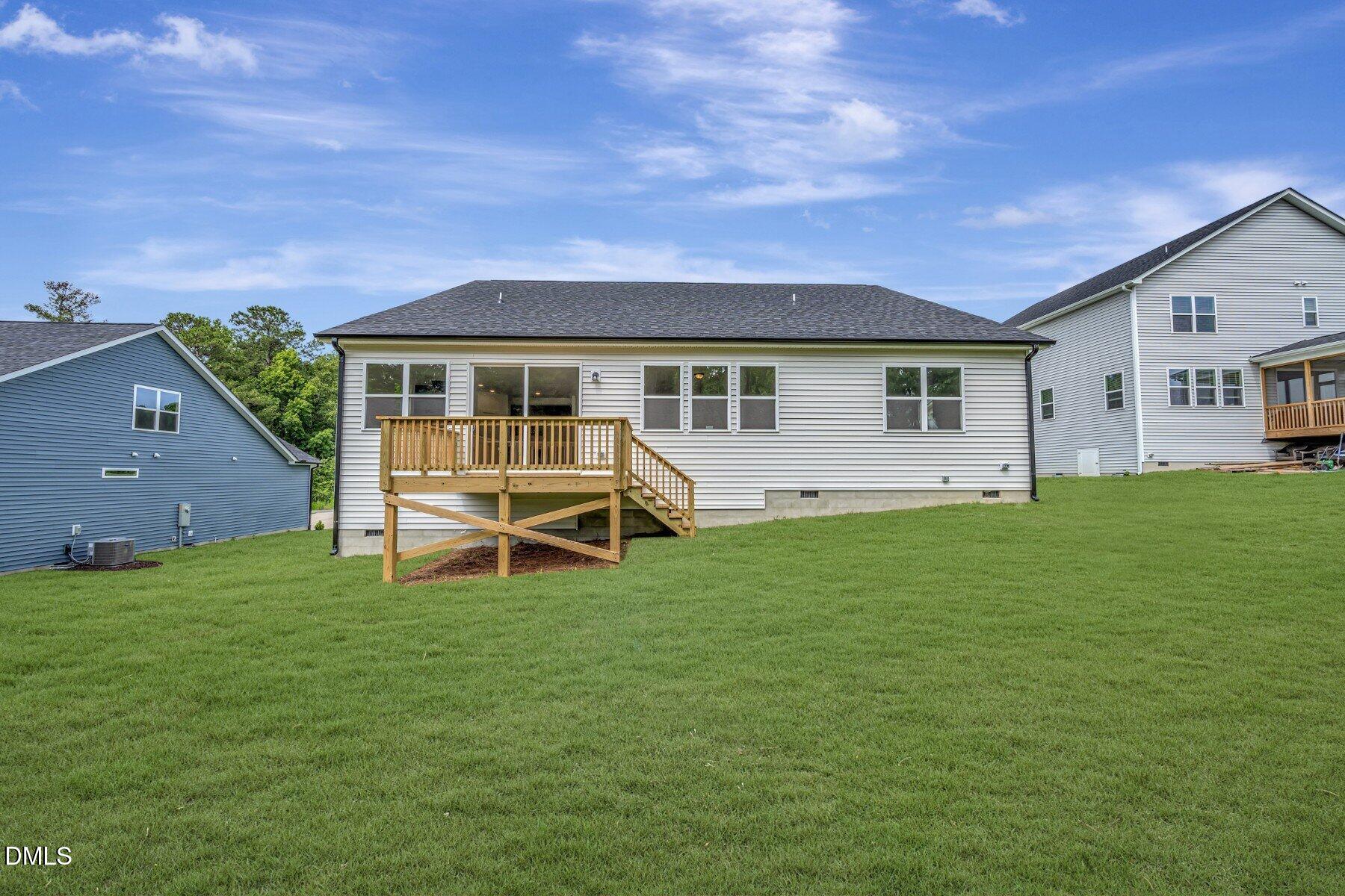 160 Golfview Avenue