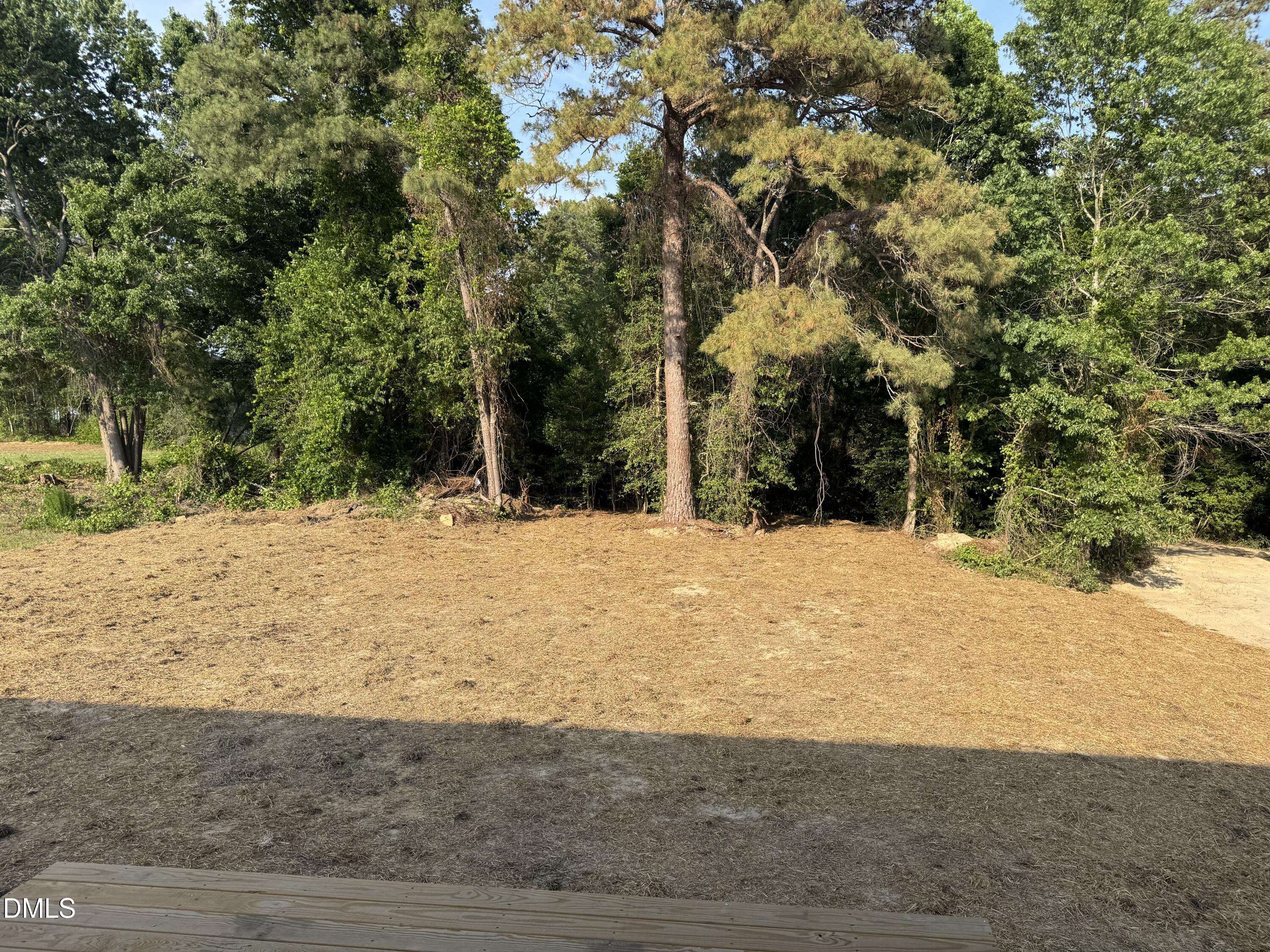 160 Golfview Avenue