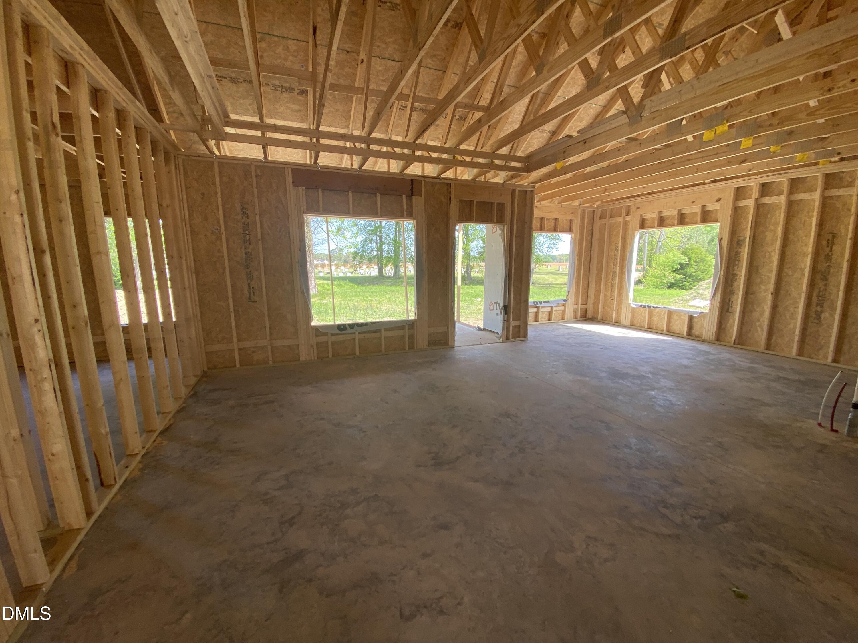 505 N Hillandale Drive