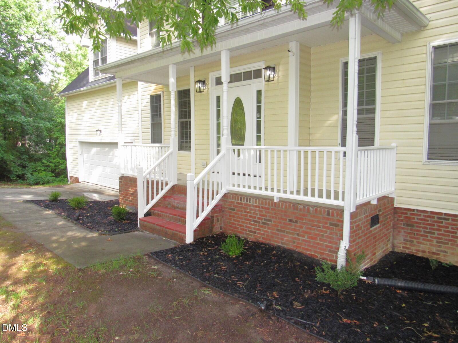 1623 Rogers Pointe Lane