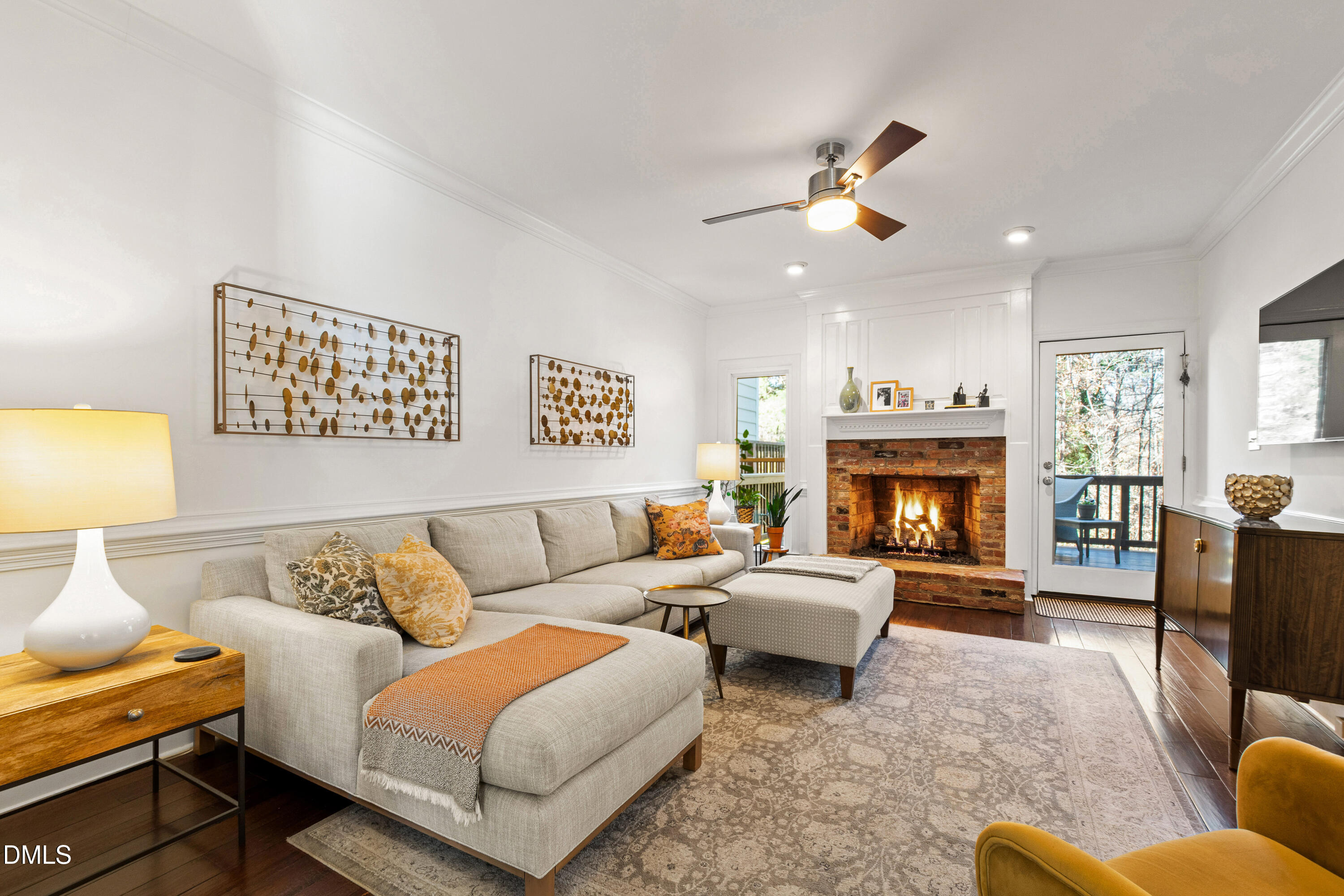 6840 Gloucester Road