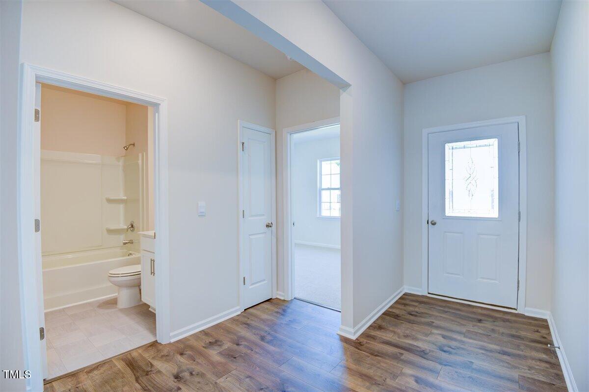 1132 Middlecrest Drive