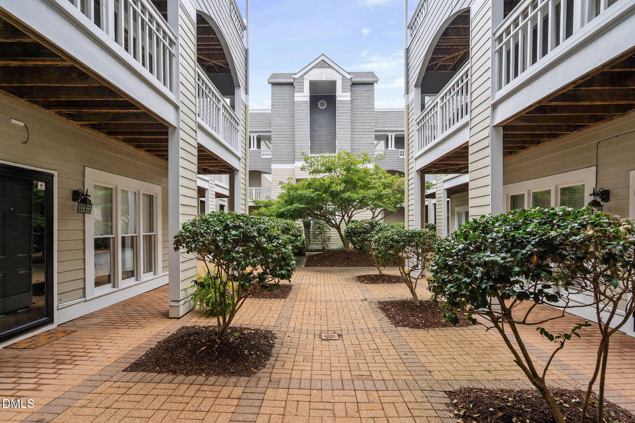 1000 Brighthurst Drive 304