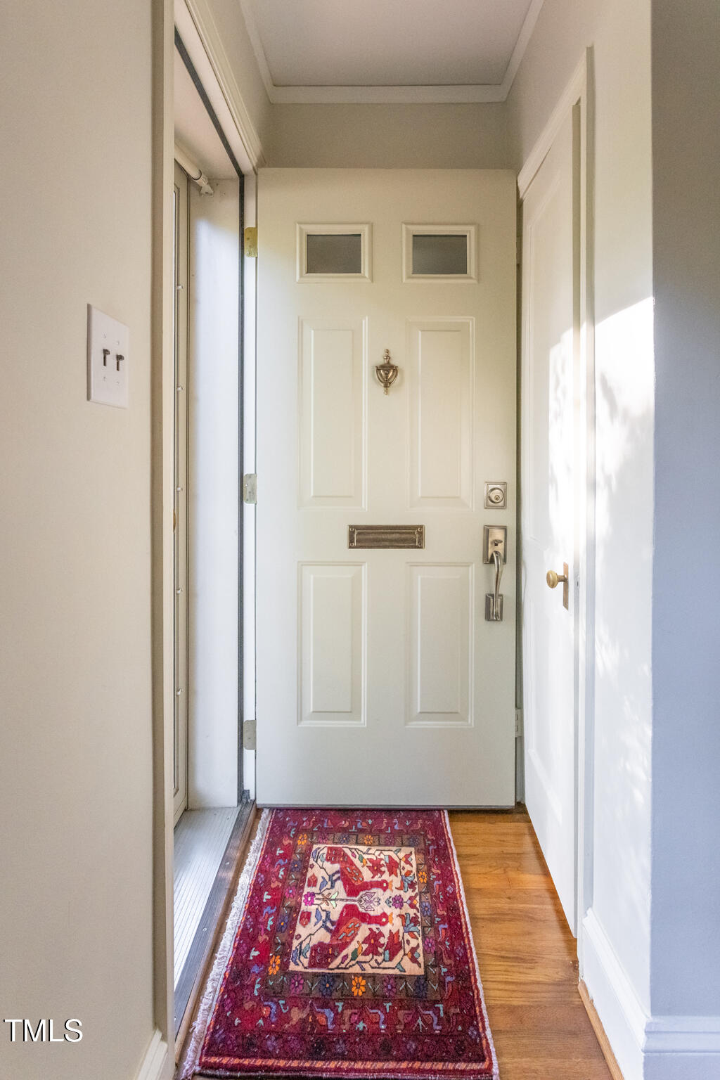 2009 Washington Street