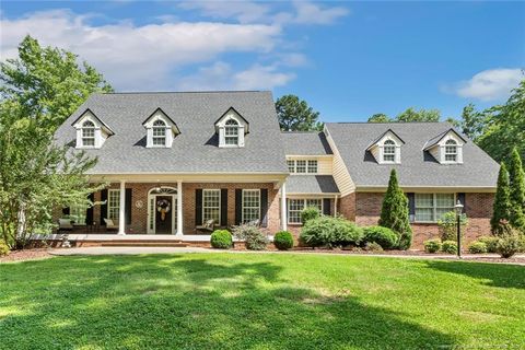 2508 Brighton Point Sanford NC 27330