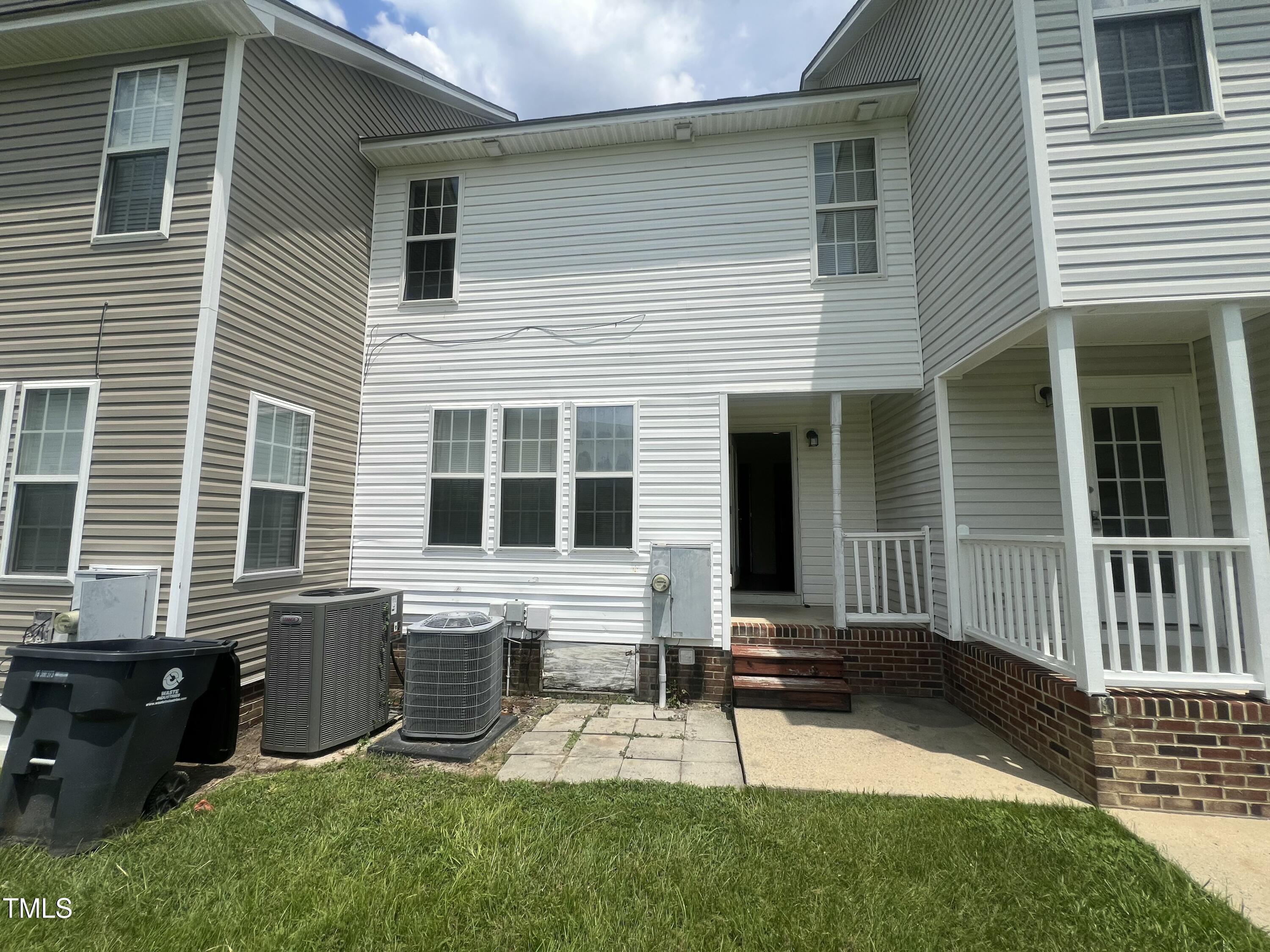 103 Wimbledon Court