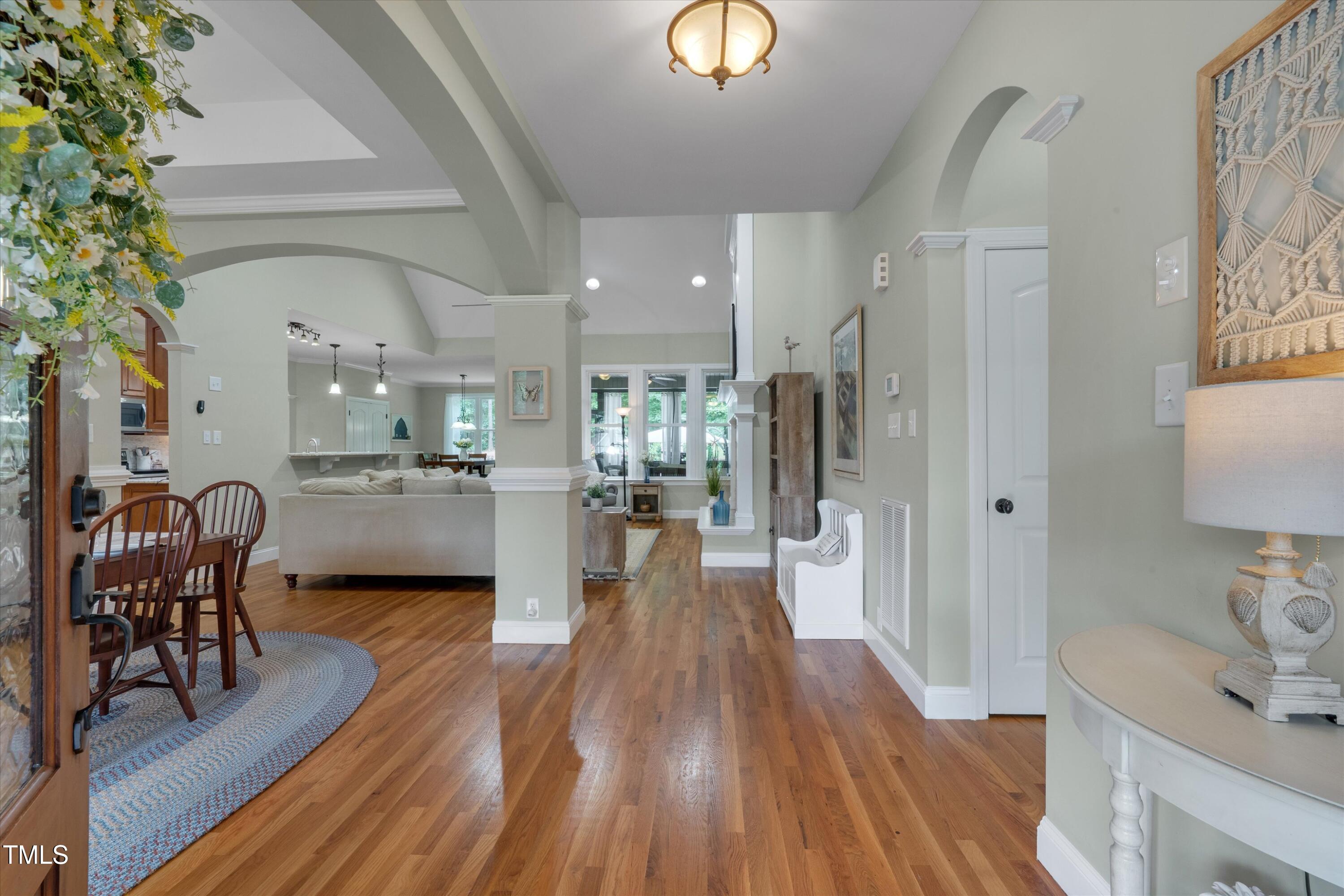 1633 Carriage Drive