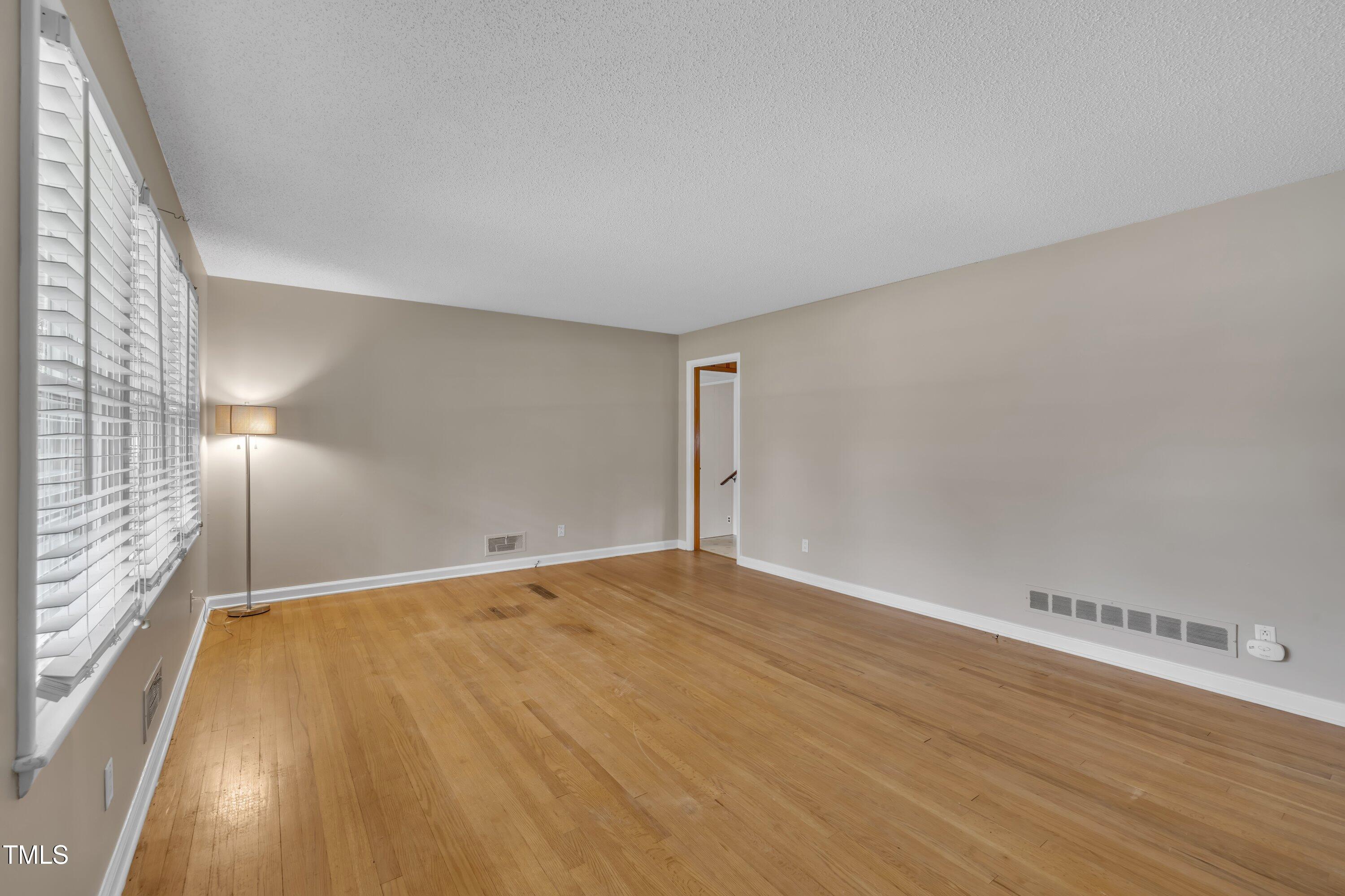 407 W Cornwall Road