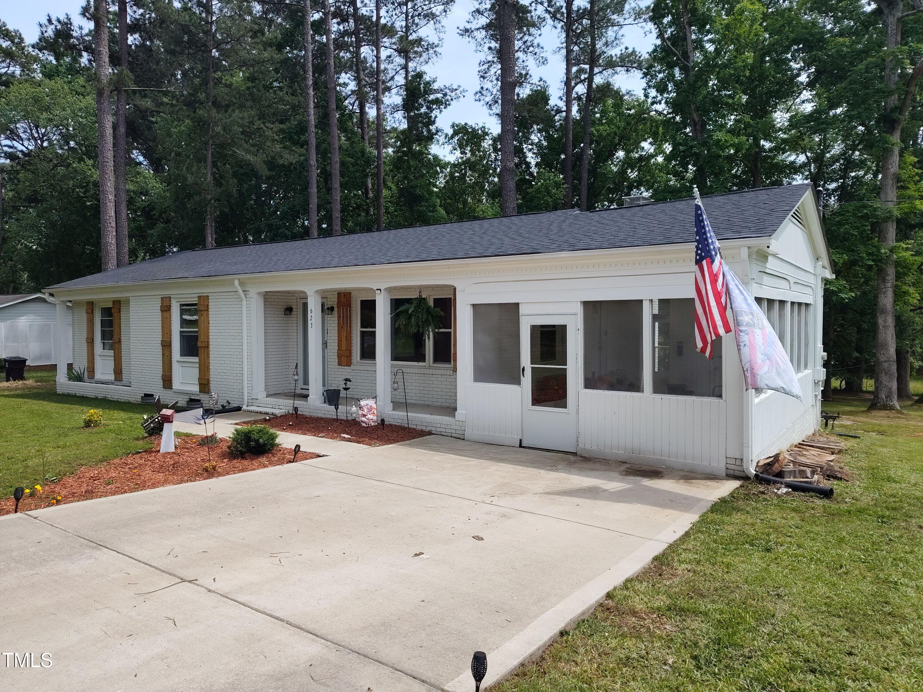 623 Glenwood Drive