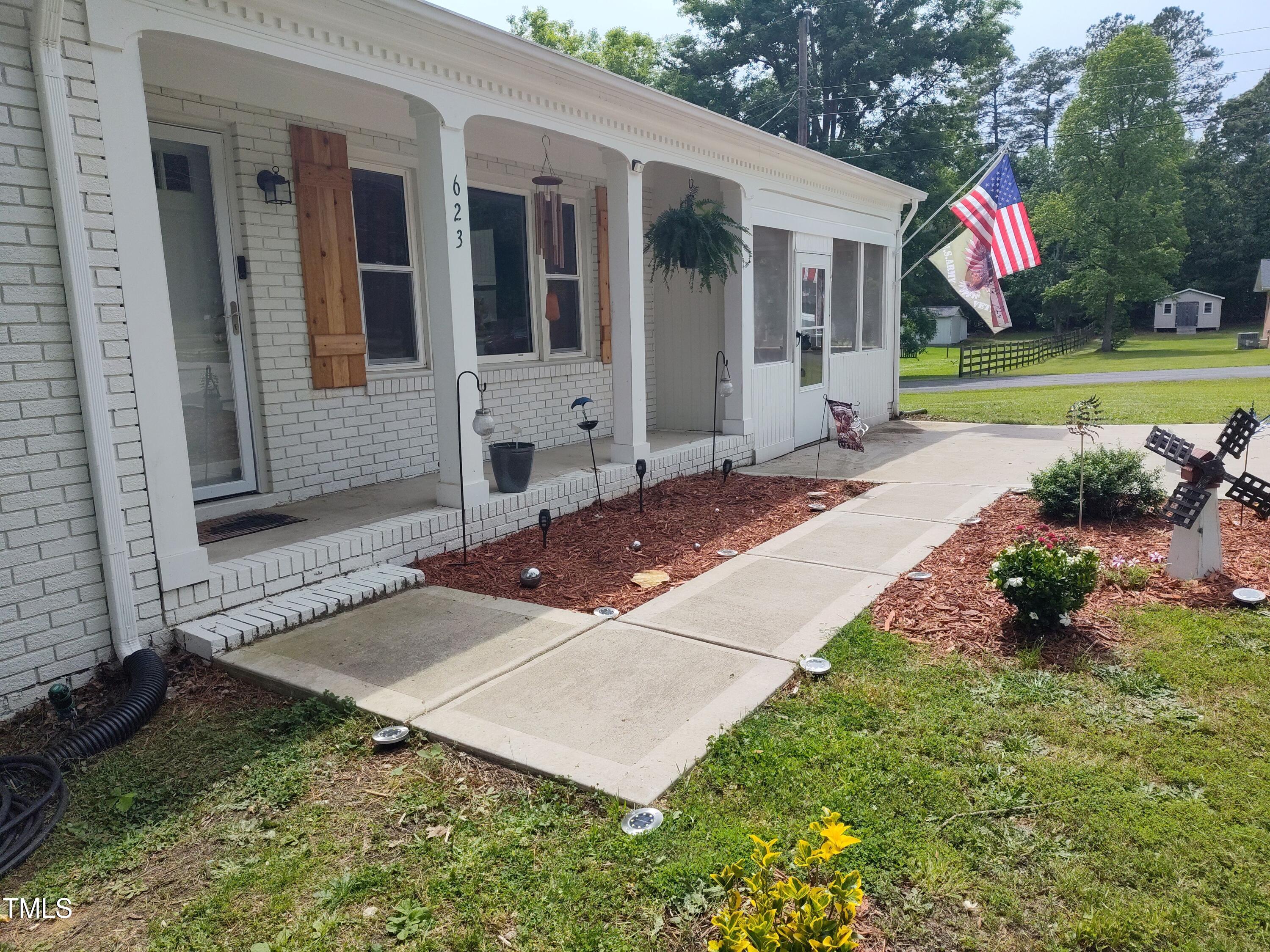 623 Glenwood Drive