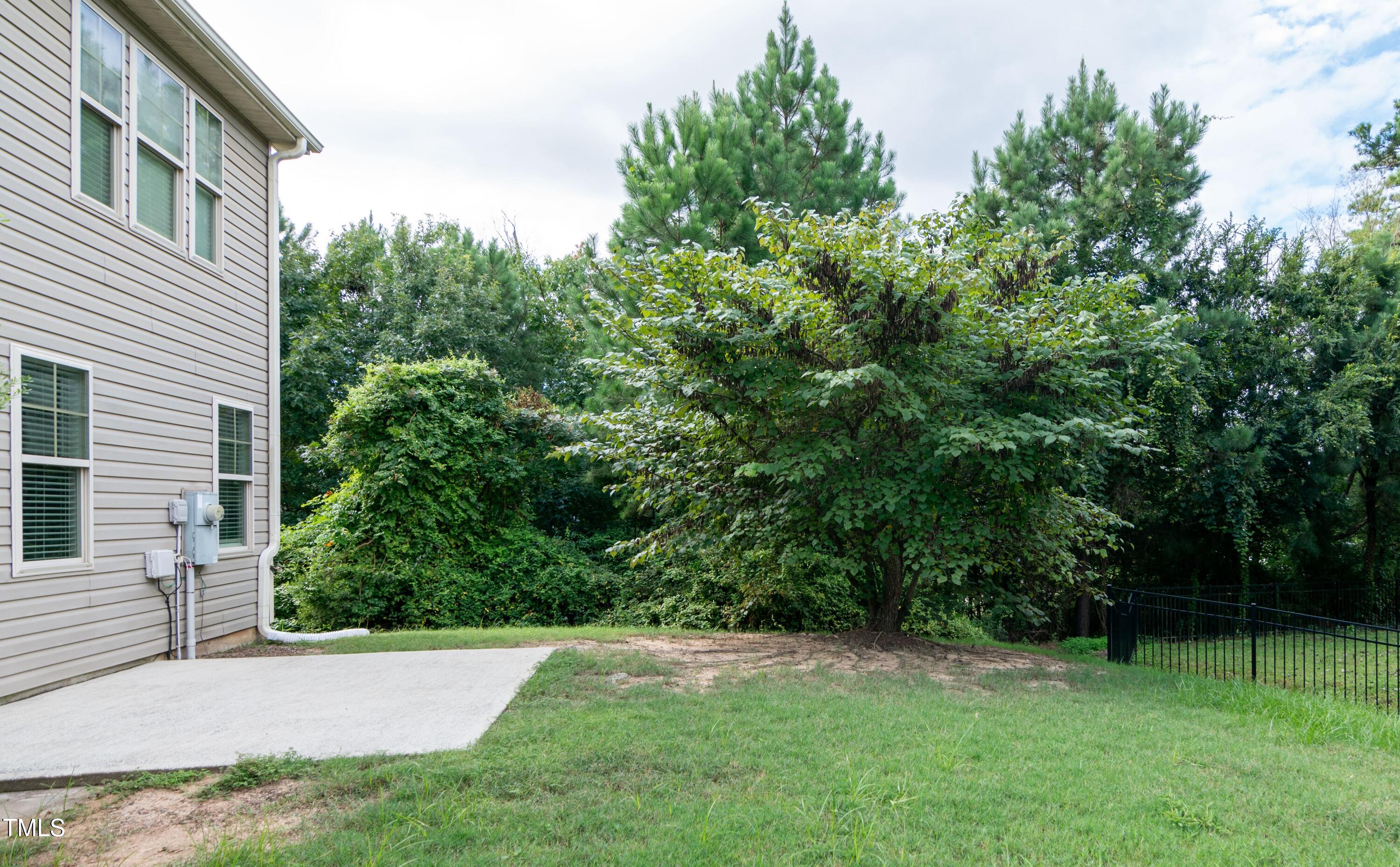 206 Roundhouse Lane