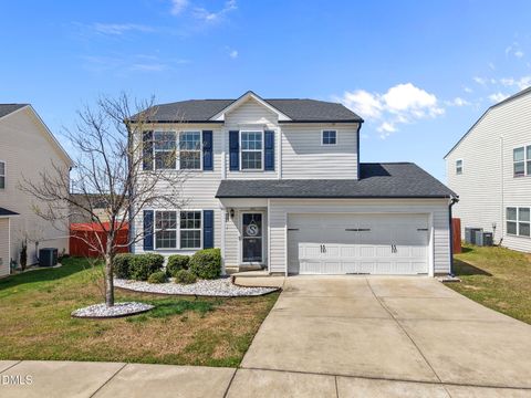 4813 Cutstone Court Raleigh NC 27610