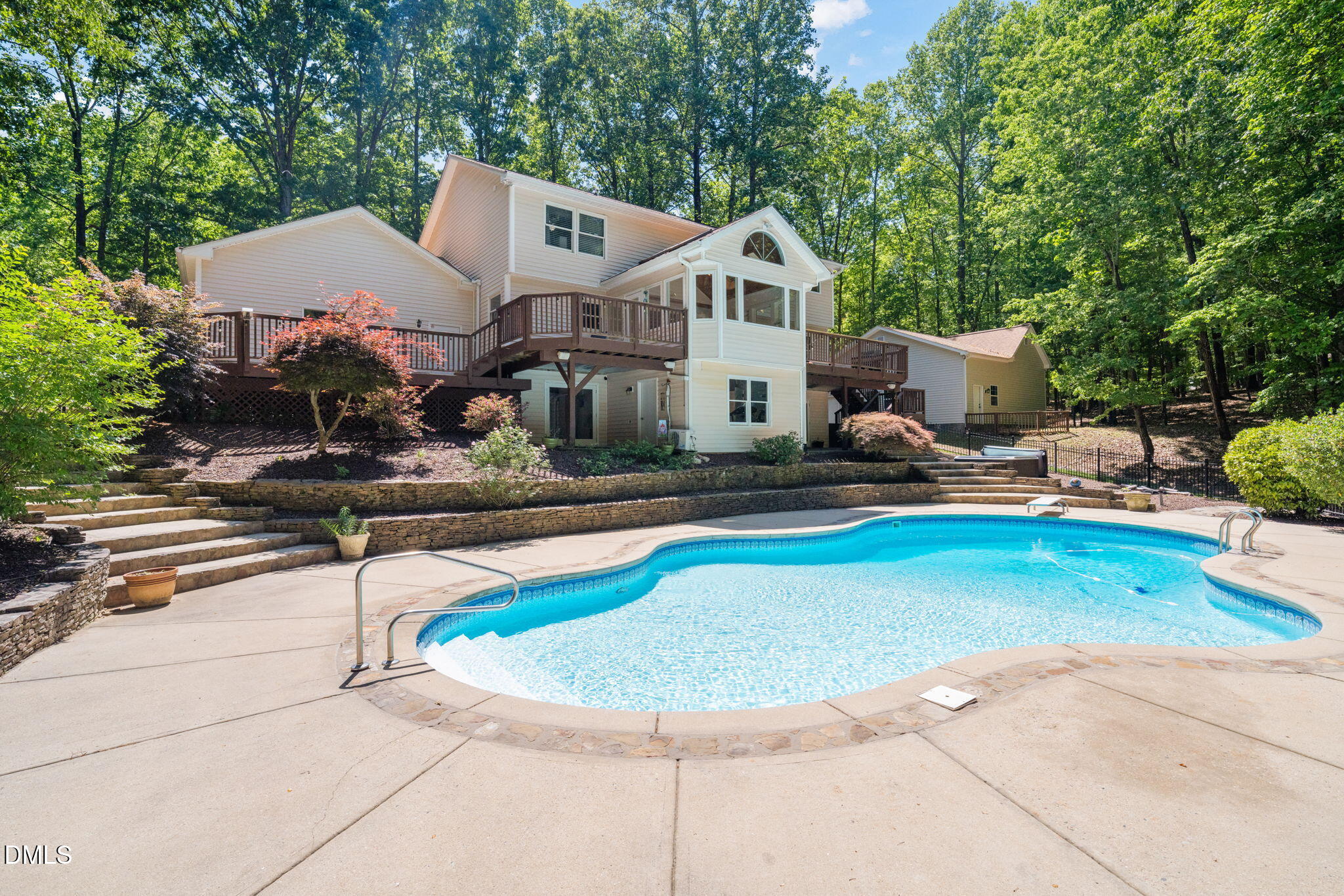 5016 Elkwood Court
