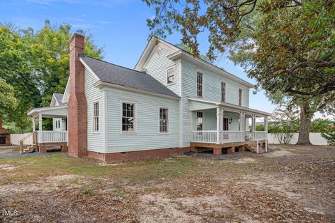 202 W Main Street Sanford NC 27332