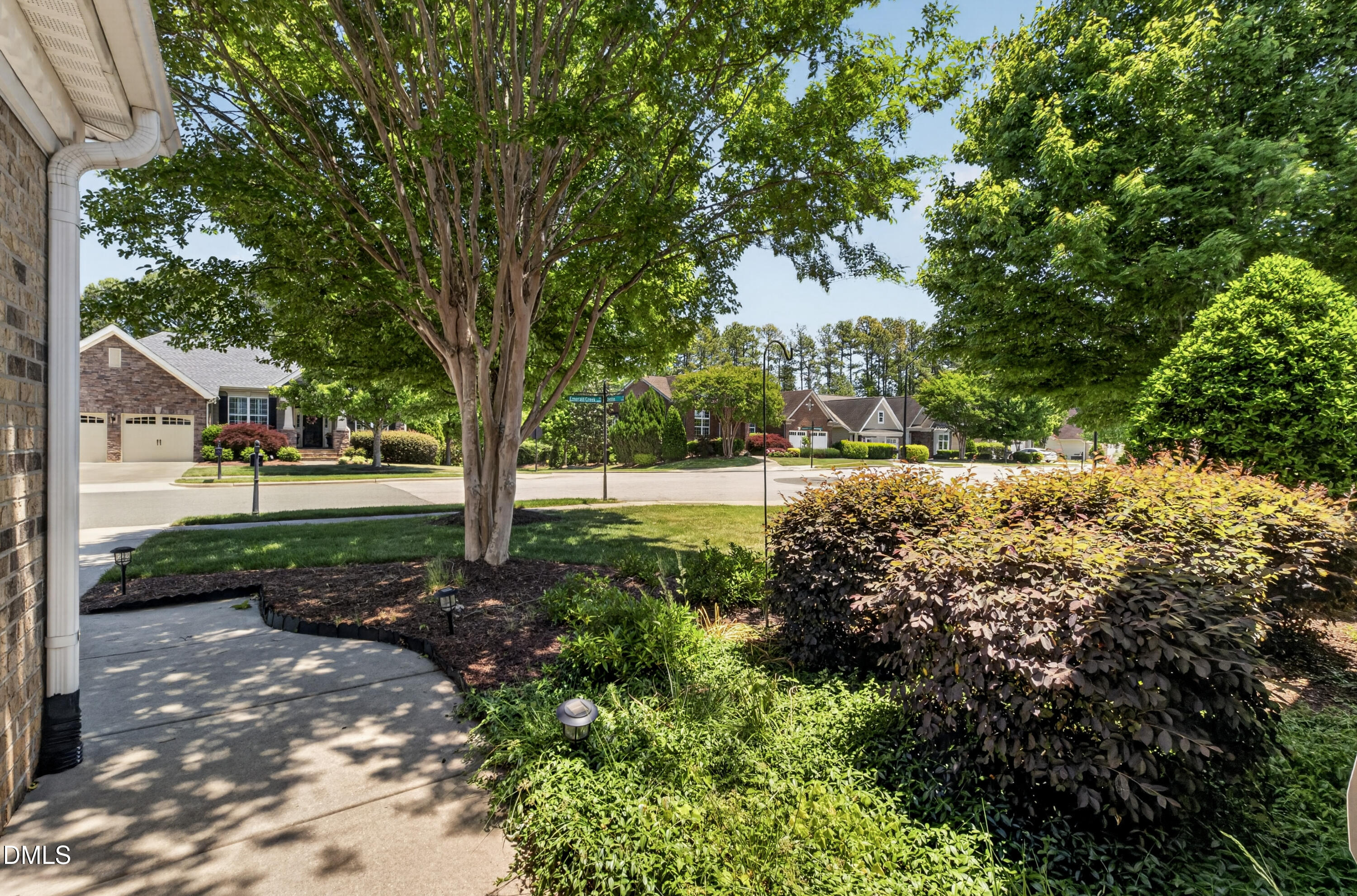 11401 Emerald Creek Drive