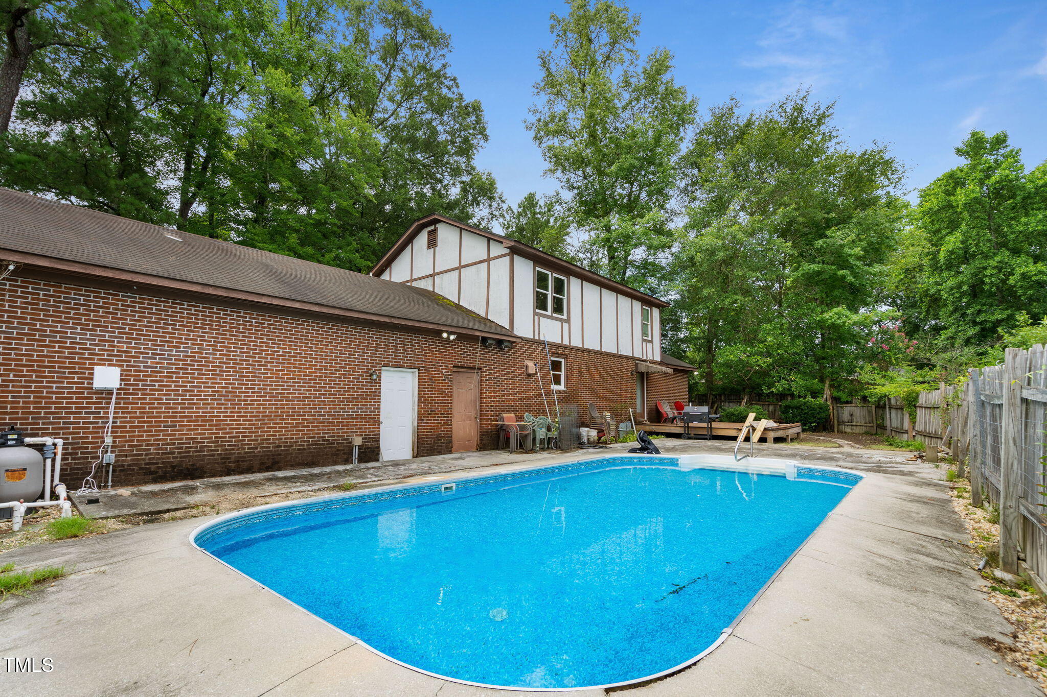 200 Cedarwood Drive