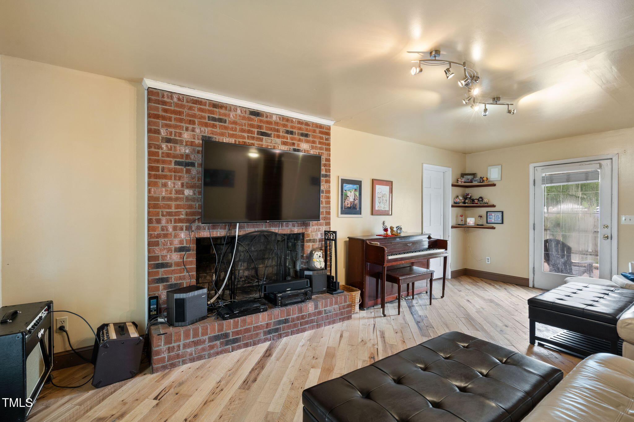 200 Cedarwood Drive