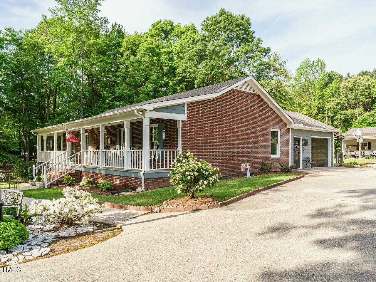 204 Wiley Oaks Drive