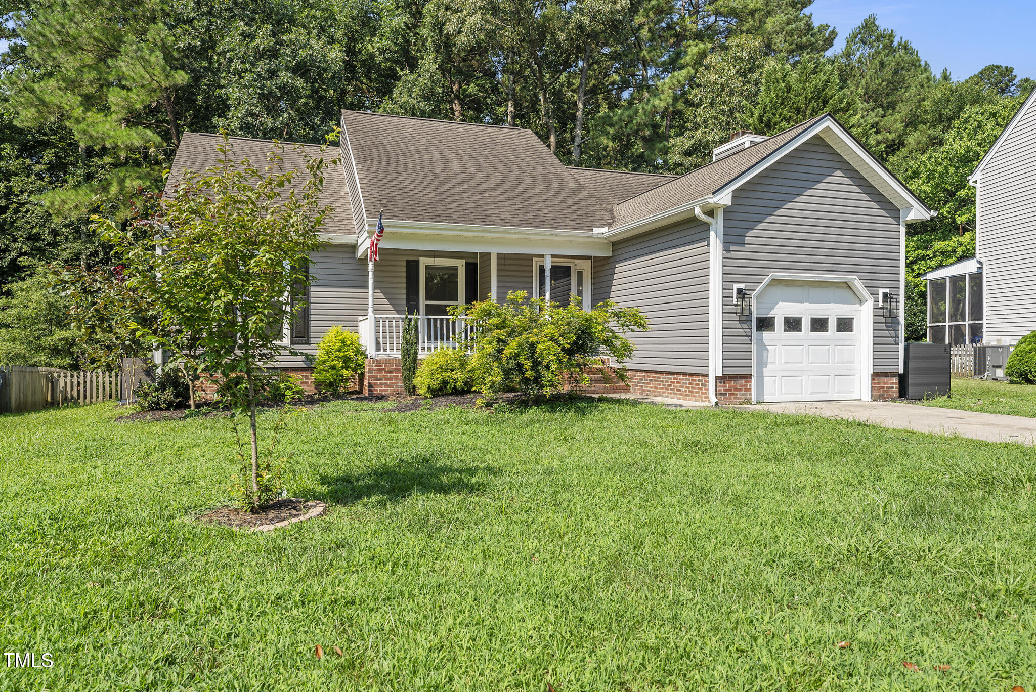 2717 Kempsford Place