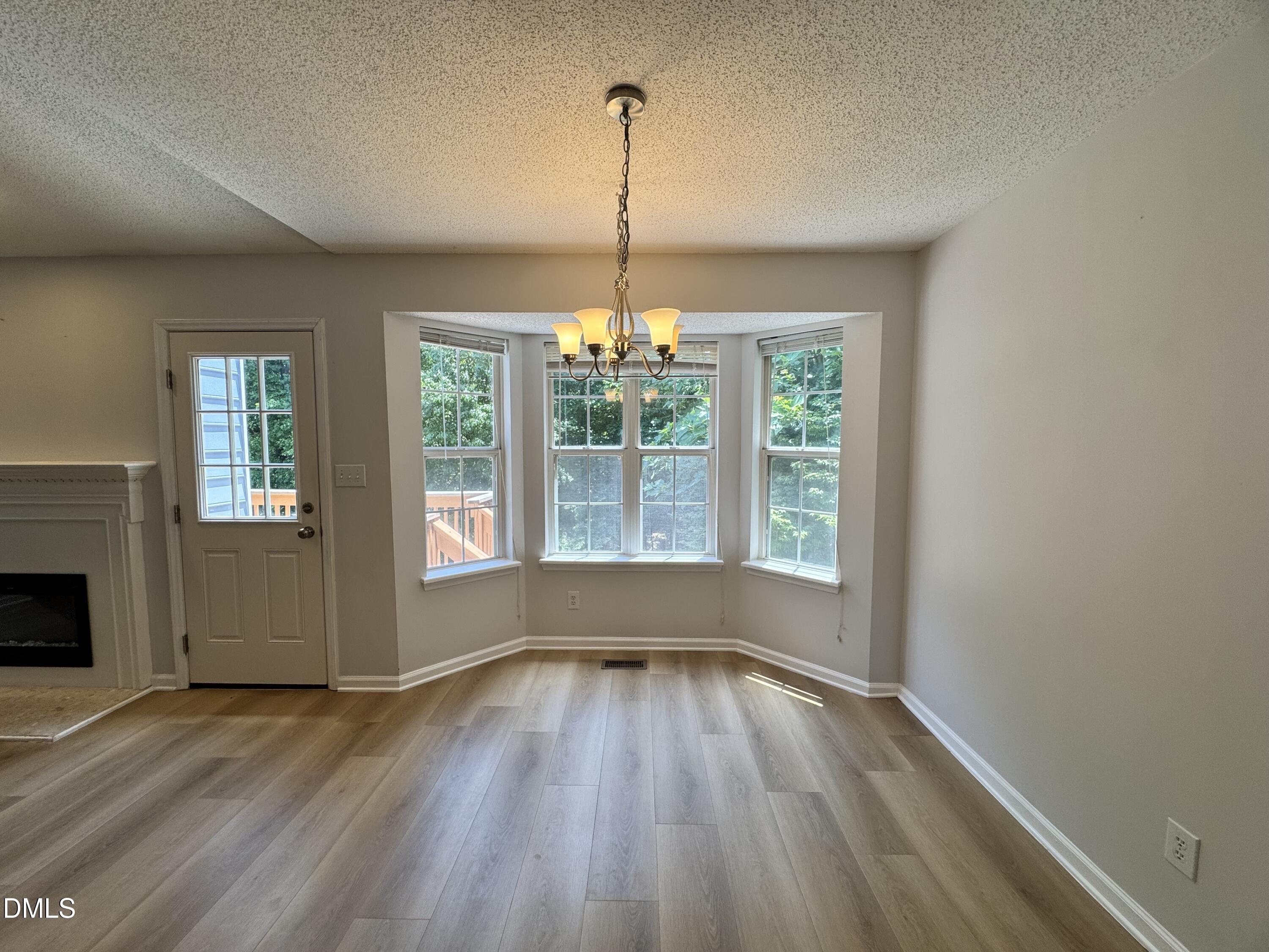 1004 Starkland Way