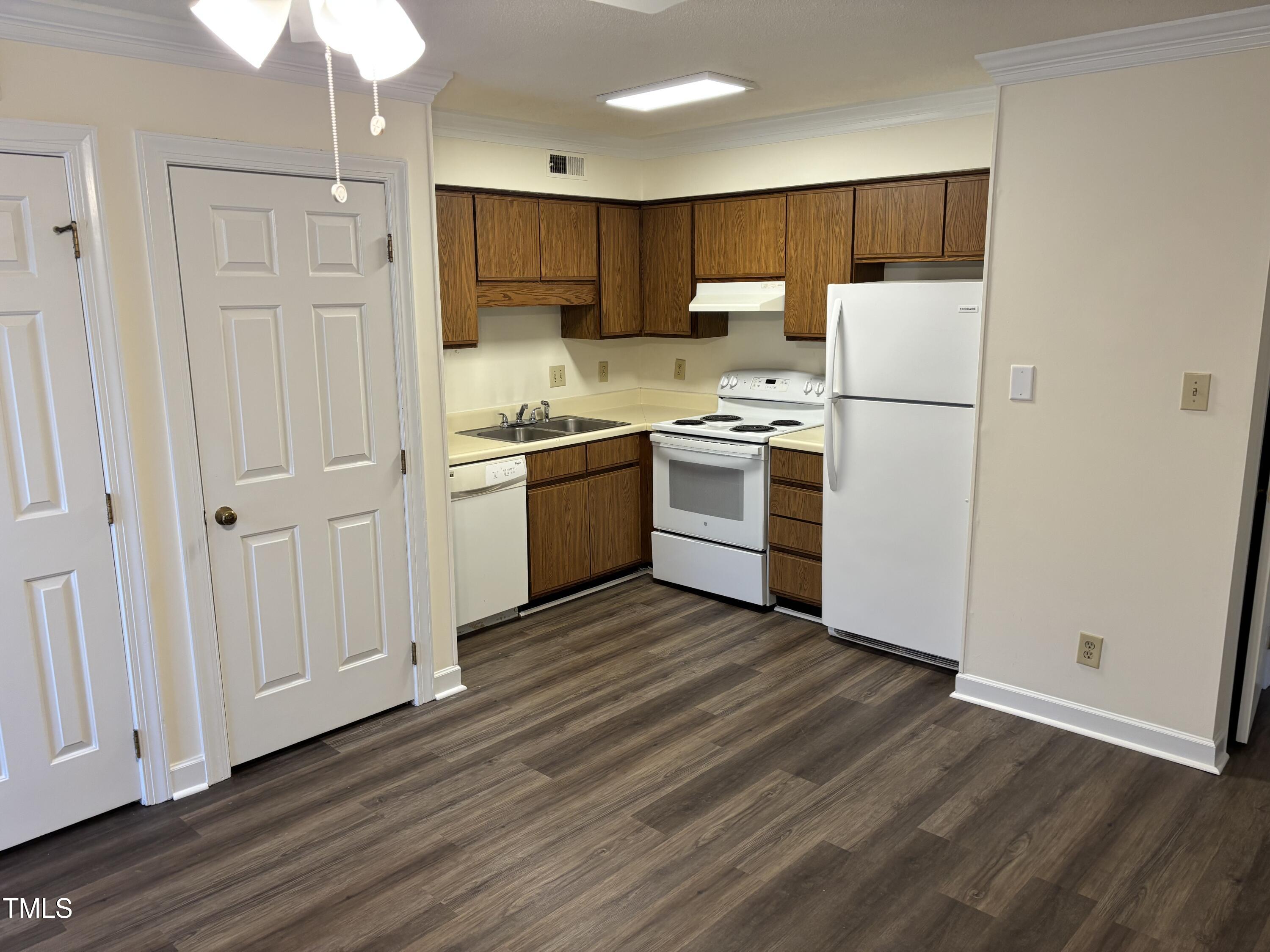 3601 Helix Court 301