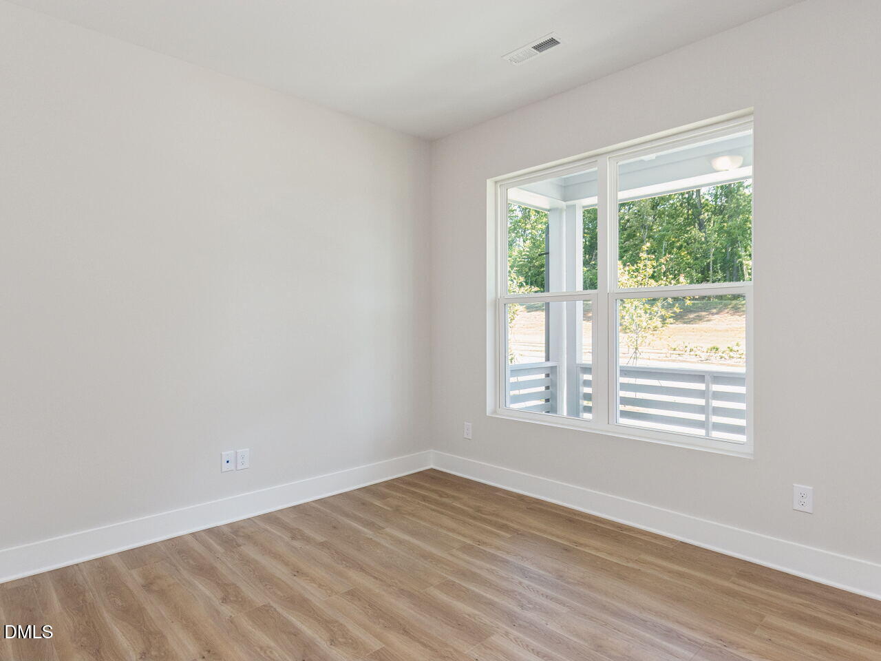 416 North Village Parkway