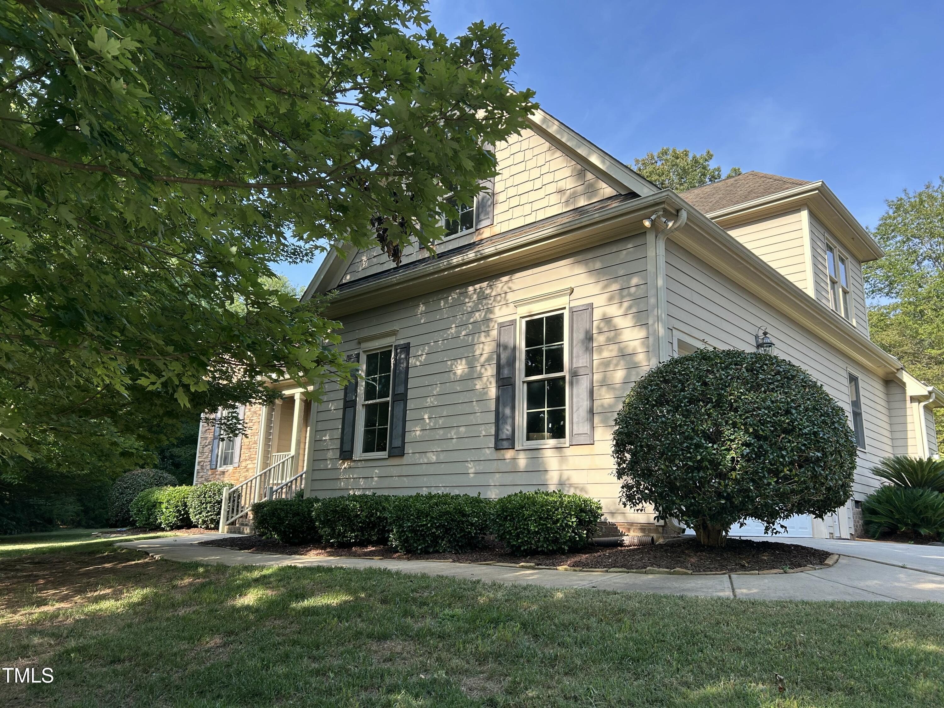 3506 W Stone Drive