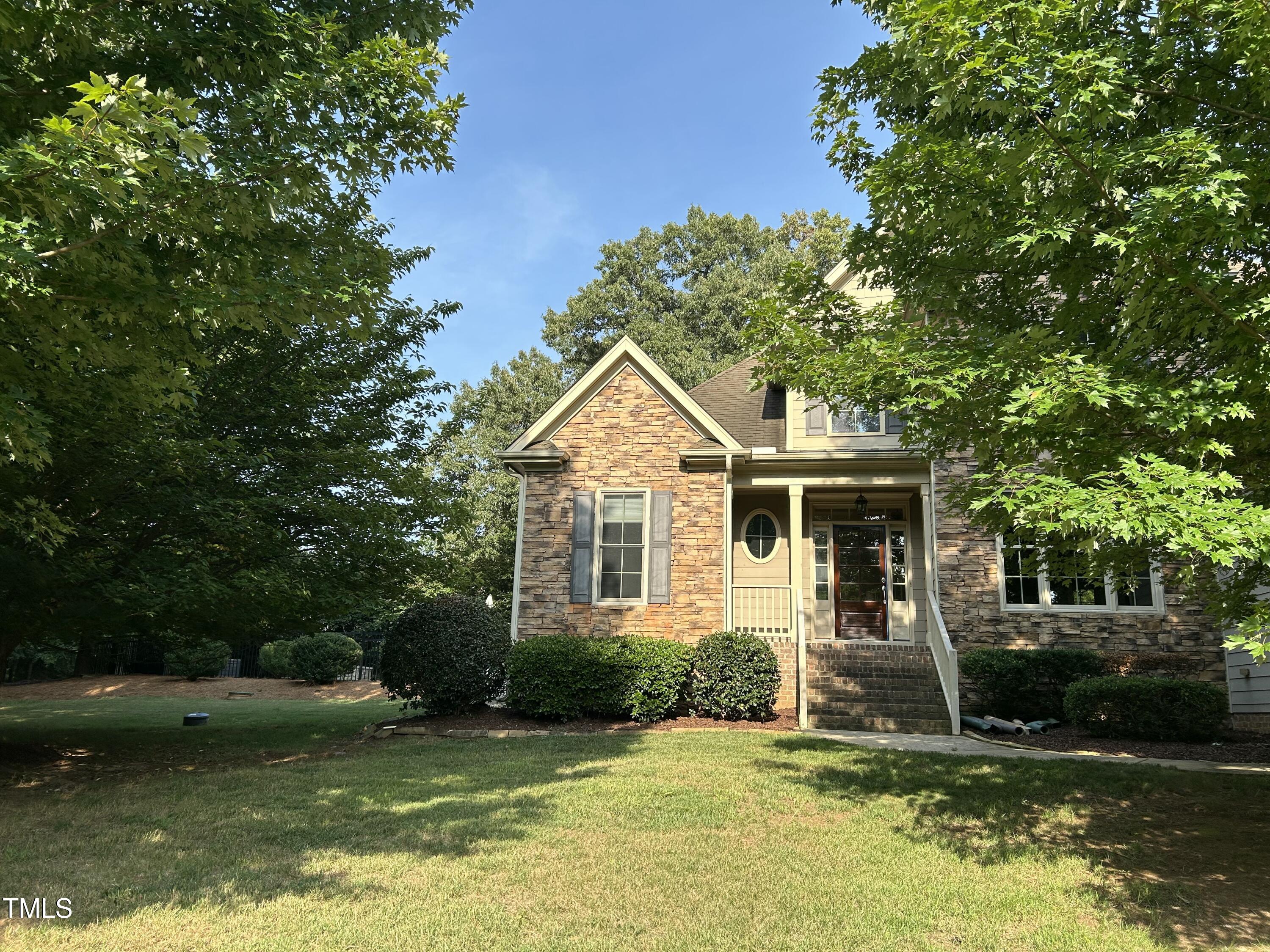 3506 W Stone Drive