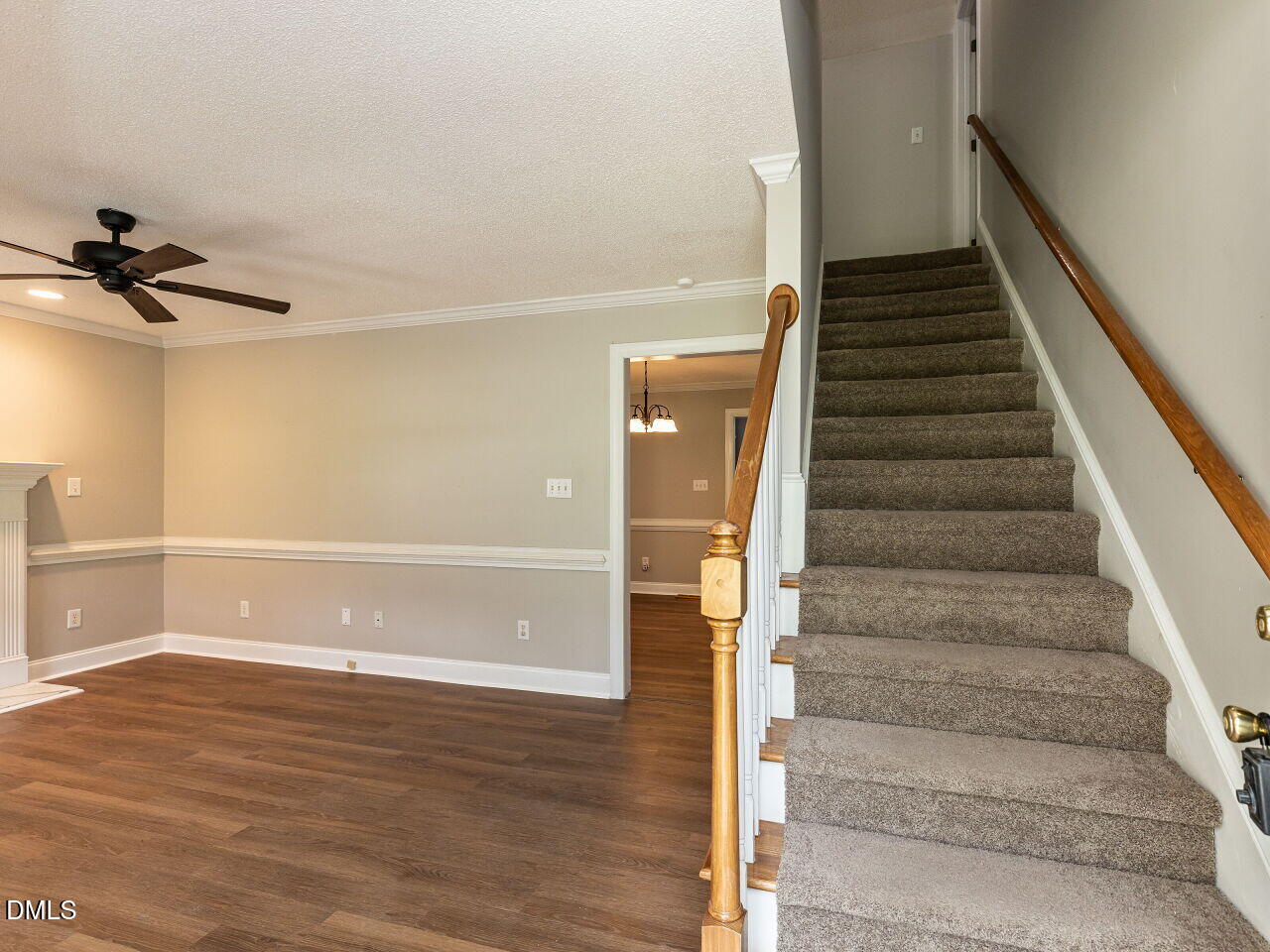 98 Starcroft Drive