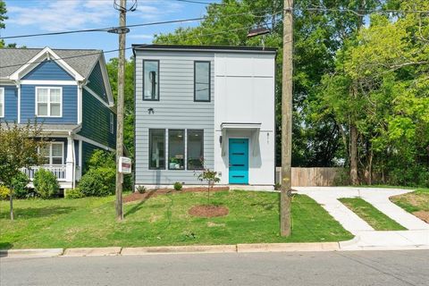 Photo for 811 N Elizabeth Street
