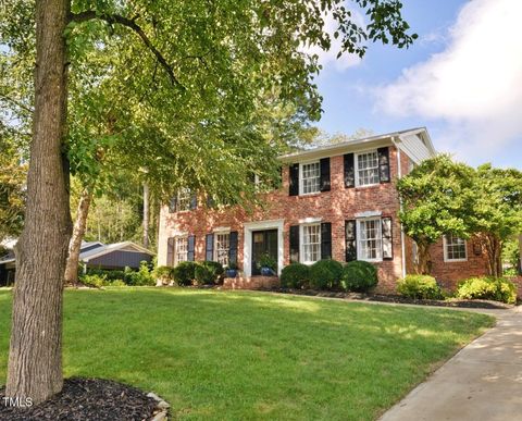 Photo of 5017 Sandlewood Drive, Raleigh, NC 27609 (MLS # 10128164)