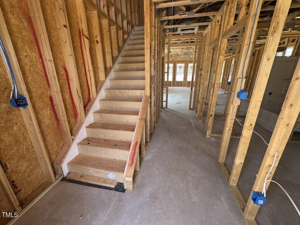 348 White Oak Gdn Way 225