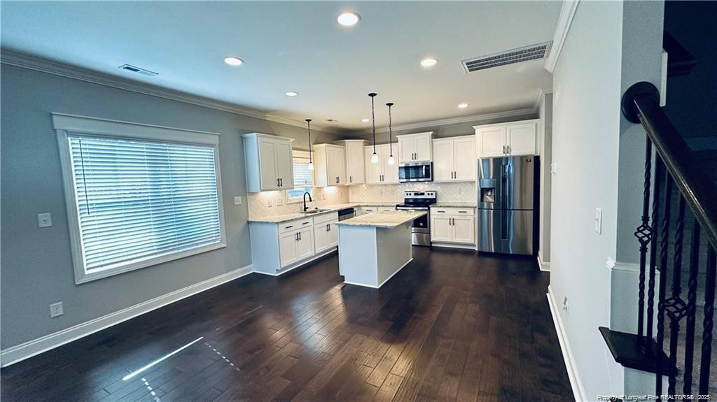 550 Legacy Lakes Way
