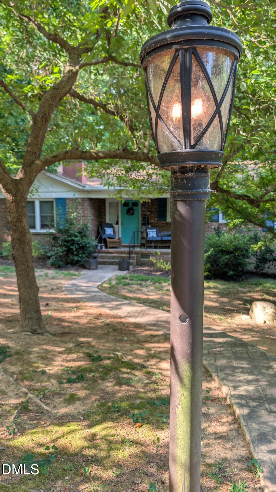 105 Lexington Road
