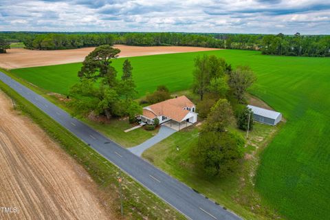 1658 White Oak Church Road Clinton NC 28328