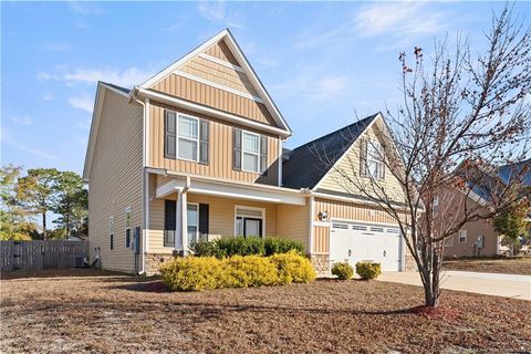 A home in Hope Mills