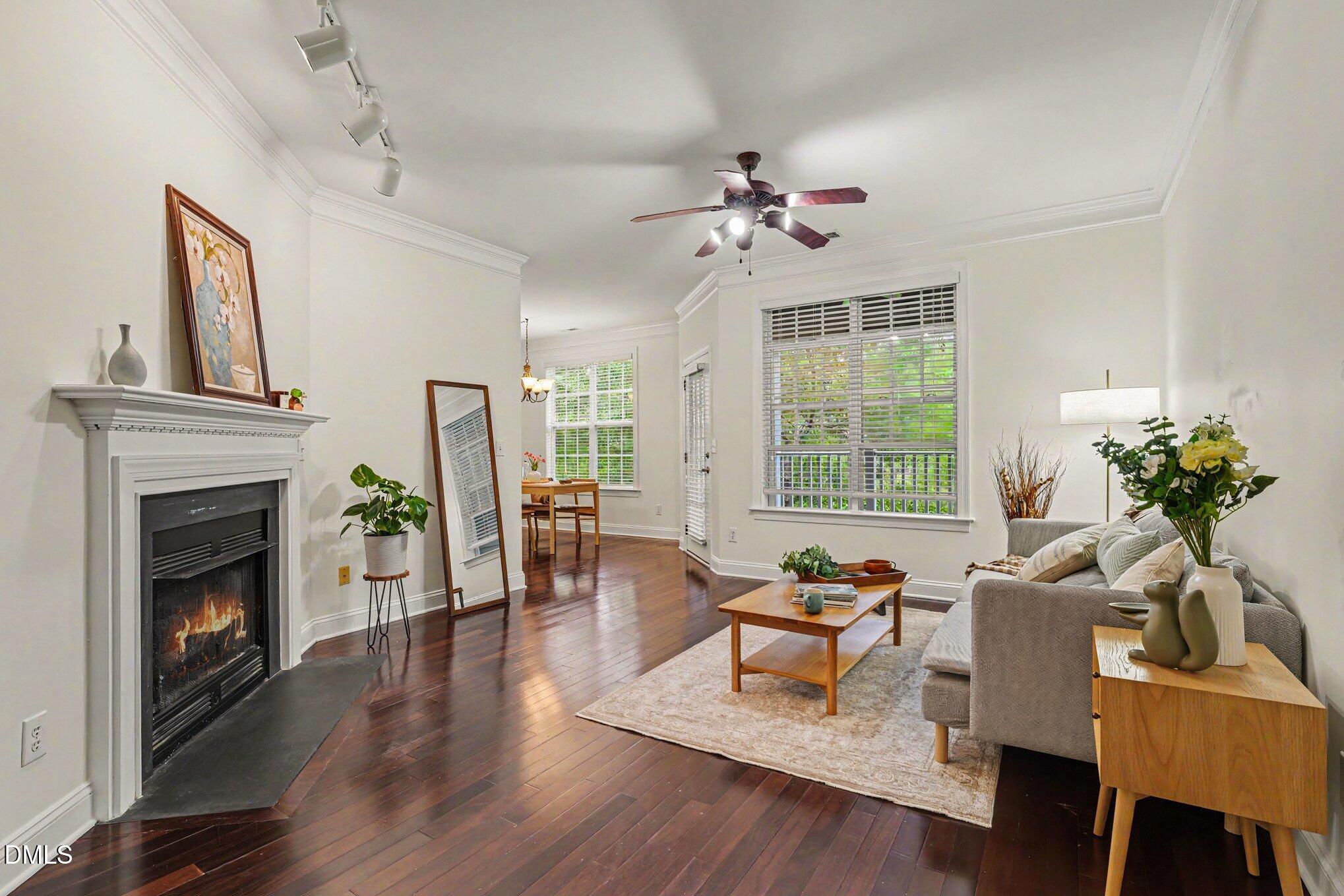 1013 Arborgate Circle