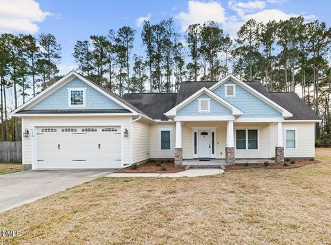 9114 Clinton Road Autryville NC 28318