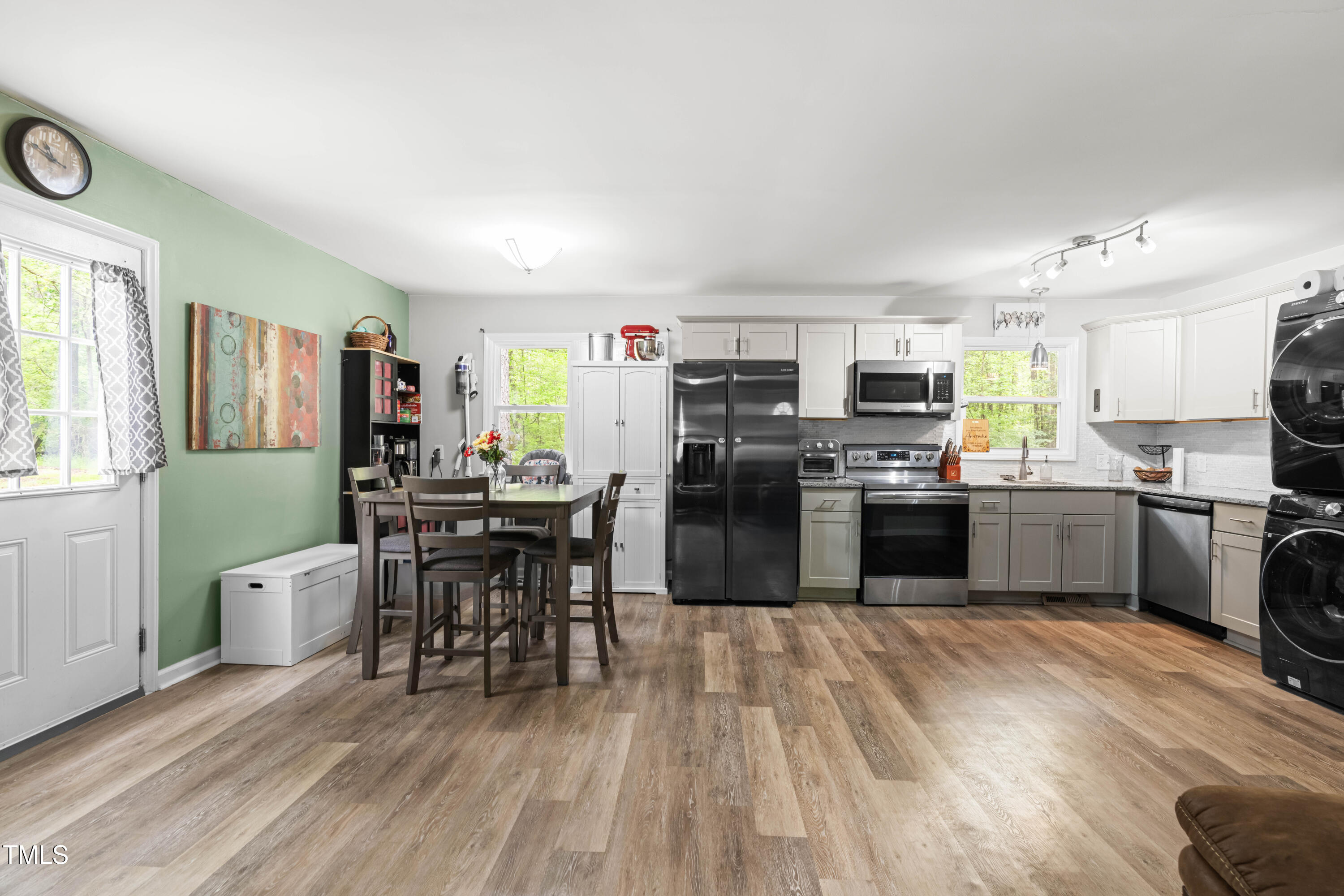329 Cartwright Circle