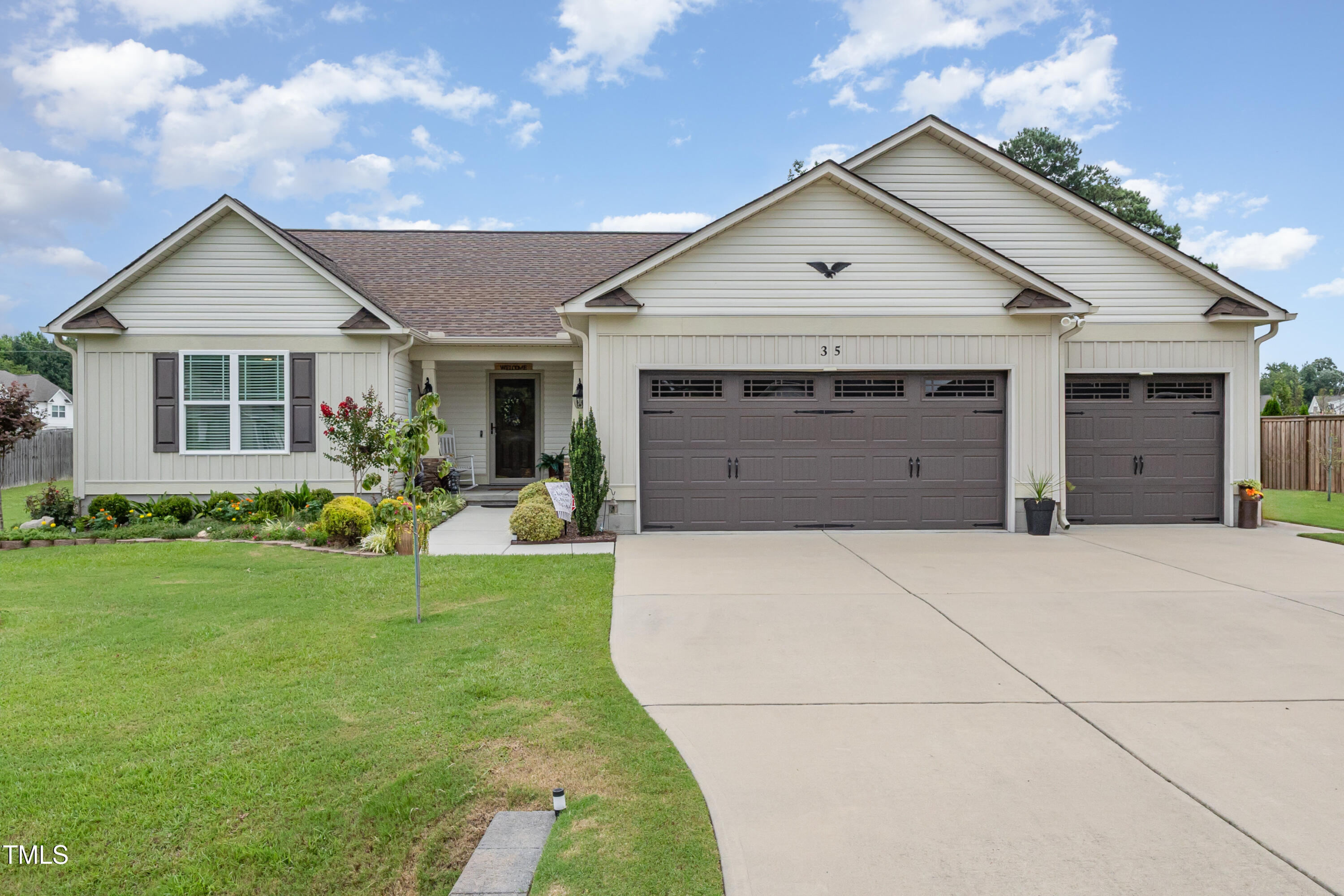 35 Freshwater Drive