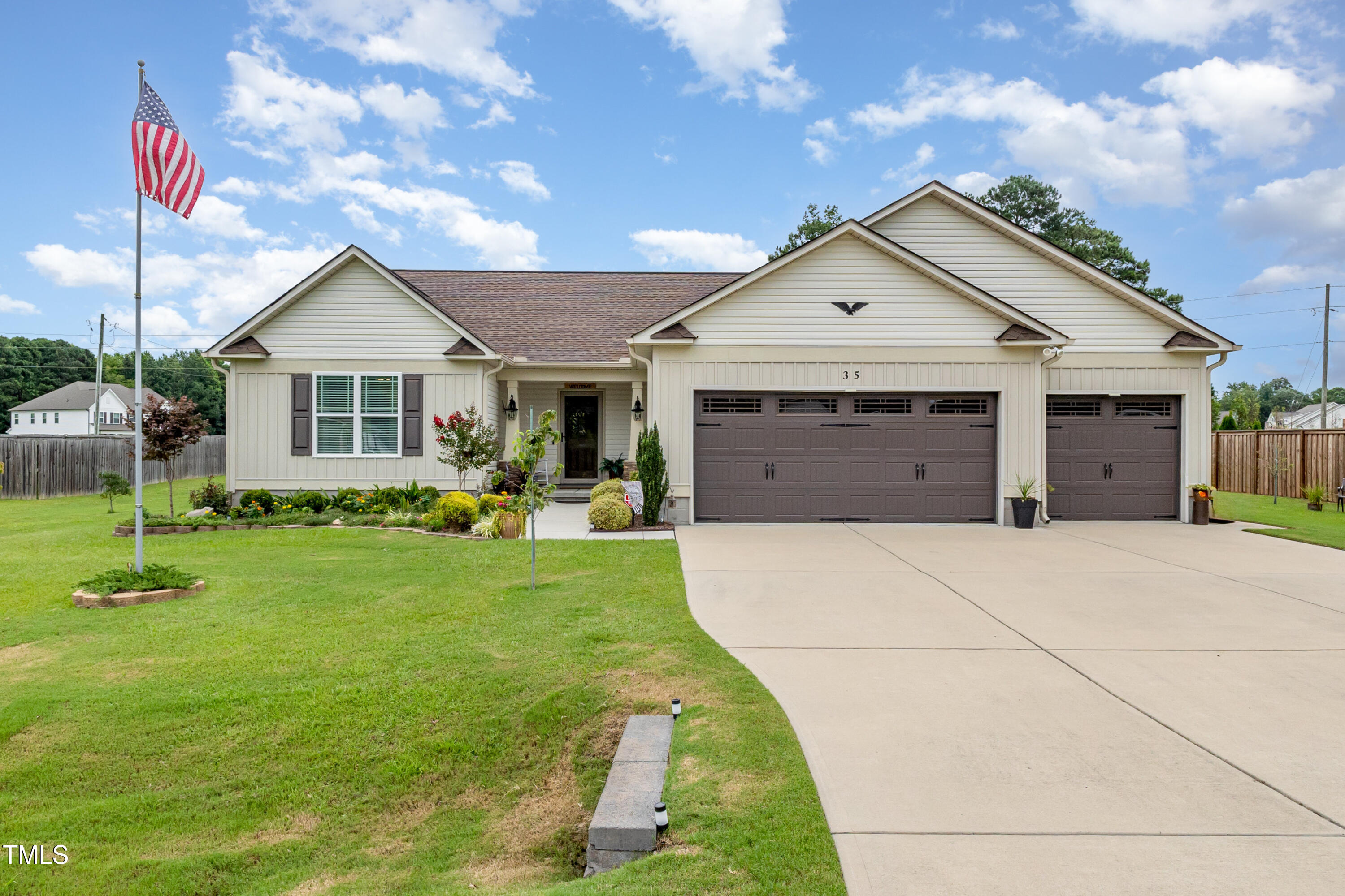 35 Freshwater Drive